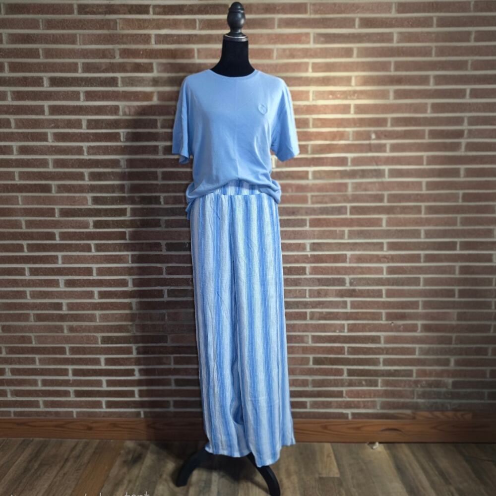 Liz Claiborne Light Blue Short Sleeve T-Shirt Women's Size XL 100% Cotton